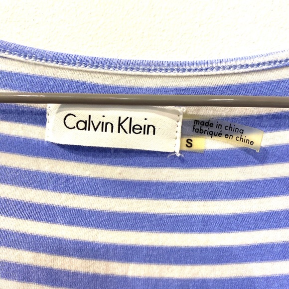 Calvin Klein quality T shirt - Picture 2 of 5